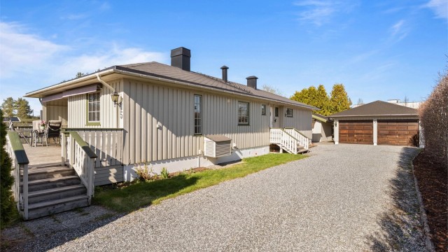 Eiendomsmegler Krogsveen avd. Årnes har gleden av å presentere Flatbyvegen 5!