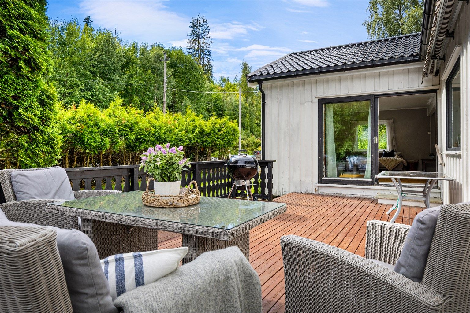 Velkommen til denne eneboligen i Lommedalen!
Foto: Zovenfra AS