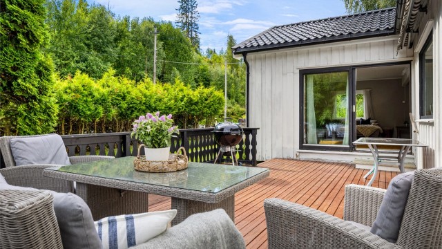Velkommen til denne eneboligen i Lommedalen!
Foto: Zovenfra AS