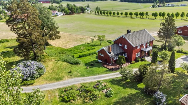 Velkommen til Sutterholveien 50 - presentert av Krogsveen v/Markus Holder Jenssen.