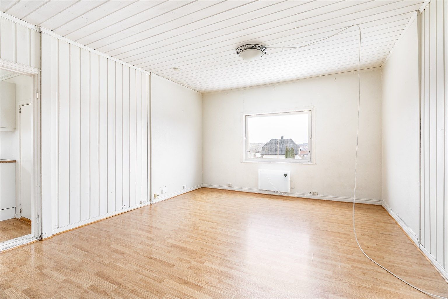 Oppussing/oppgradering må påregnes i alle rom. Det kan samtidig være verdt å kartlegge mulighetene for å optimalisere romløsningen. Fotograf; Børge Oppegård.