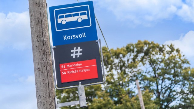 Kort vei til bussholdeplass i Maridalsveien og det er ikke langt til holdeplass for buss nr. 25
