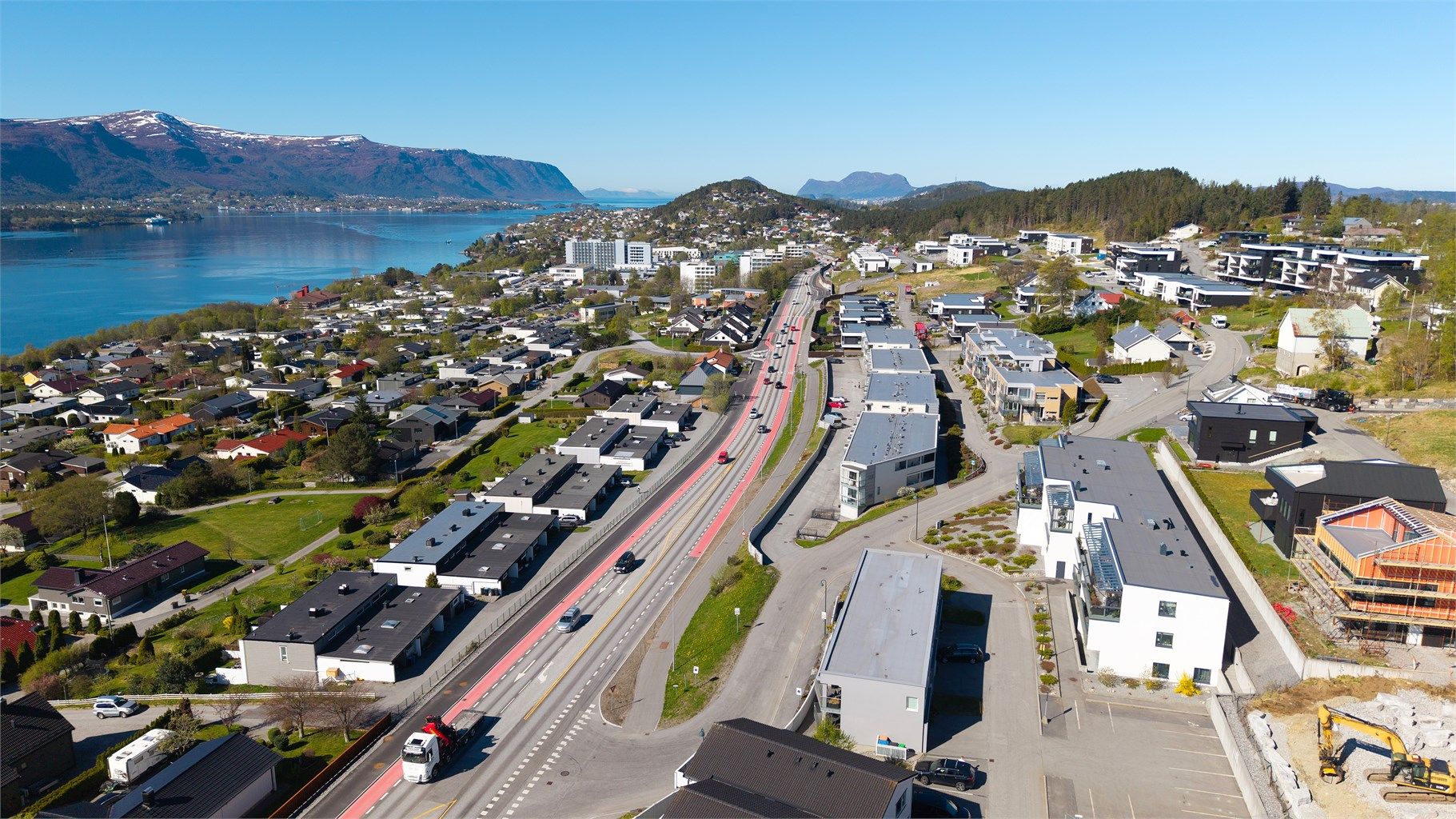 Effektiv tilknytning til både Moa og Ålesund sentrum via et godt utbygd veinett