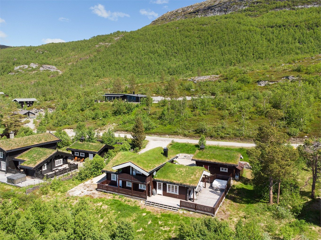 Velkommen til Liarbergvegen 289 presentert av Eiendomsmegler/Partner Harald Osdal
Foto: Jarle Osen