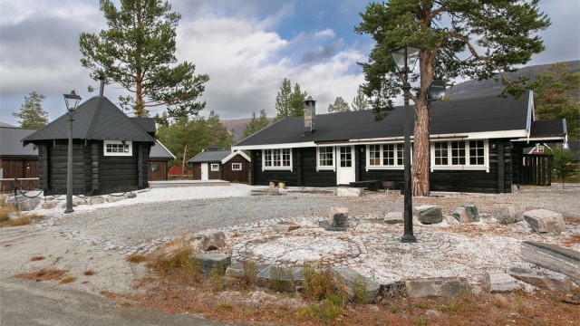 Velkommen til Løskambakken 1 presentert av Eiendomsmegler Harald Osdal