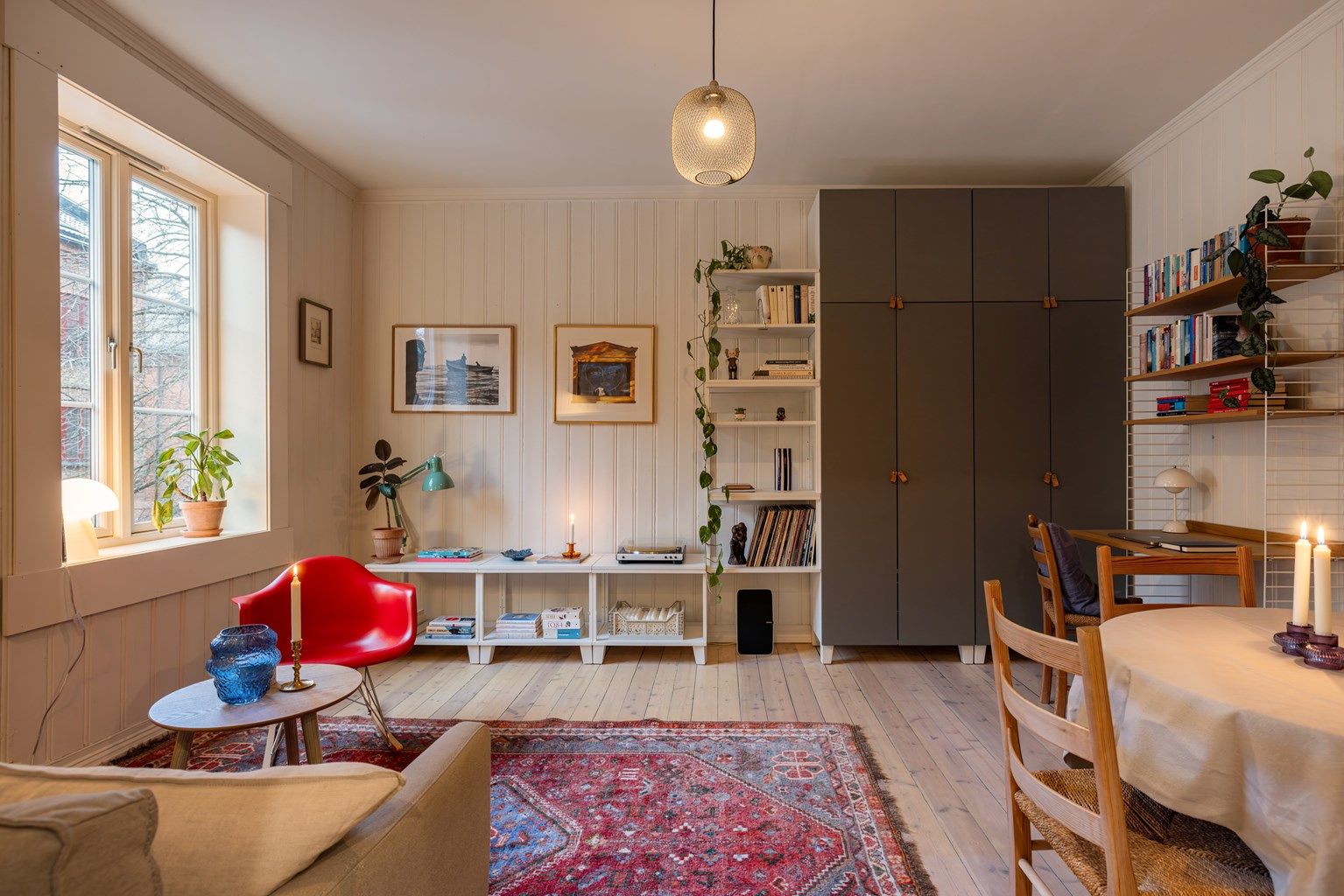 Velkommen til Siebkes gate 4B - Presentert av Blenor Hadergjonaj!