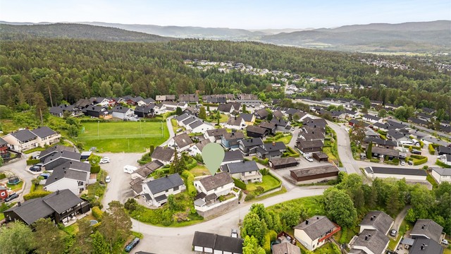 Eiendommen er beliggende i et stille, rolig og meget barnevennlig boligfelt med flere barnefamilier i nærmiljøet.
Foto: Stine Prøitz Jørgensen