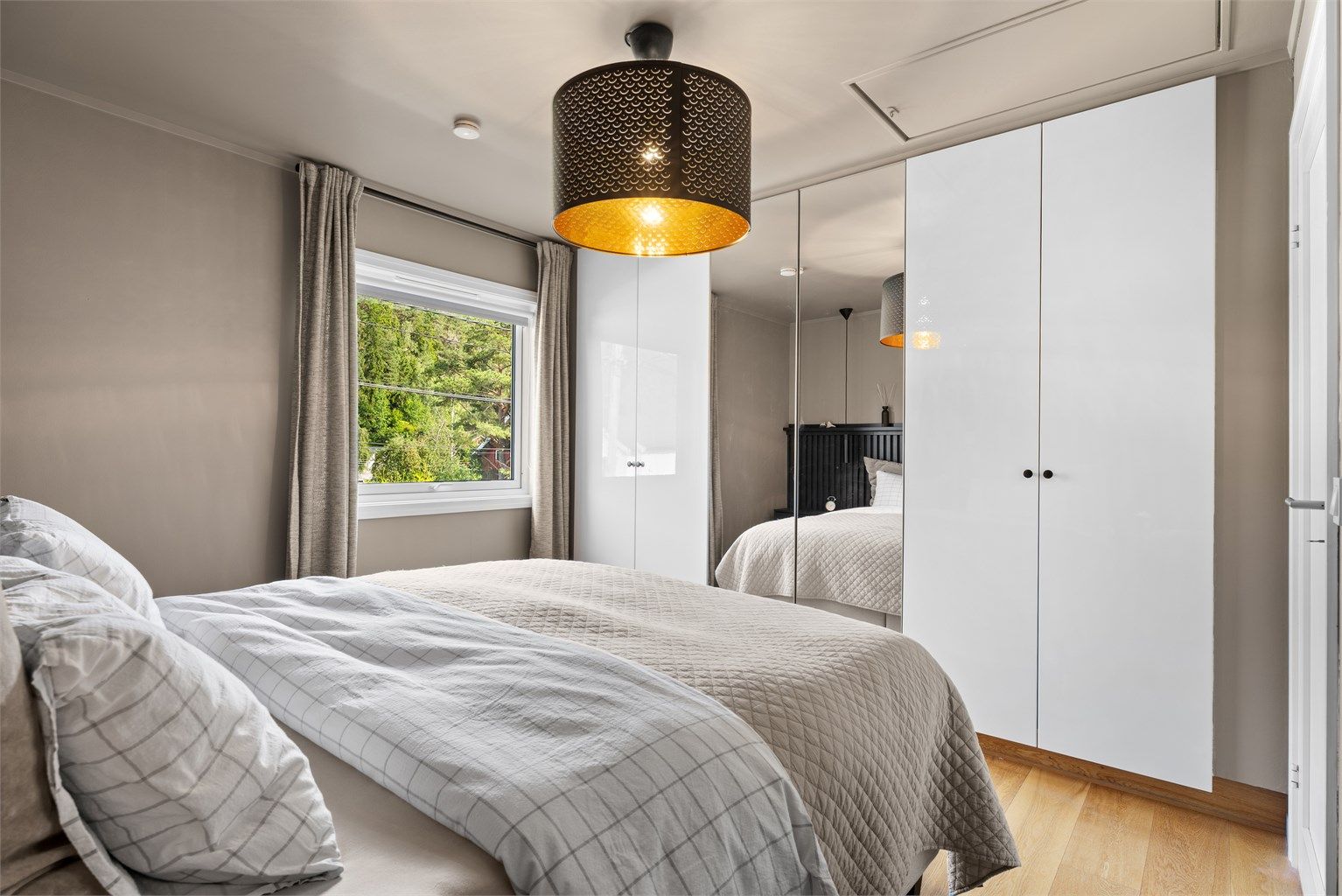 Integrert garderobeløsning