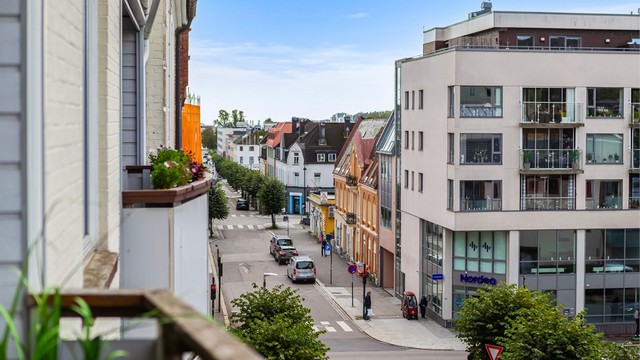 Butikker og sevicetilbud i umiddelbar nærhet