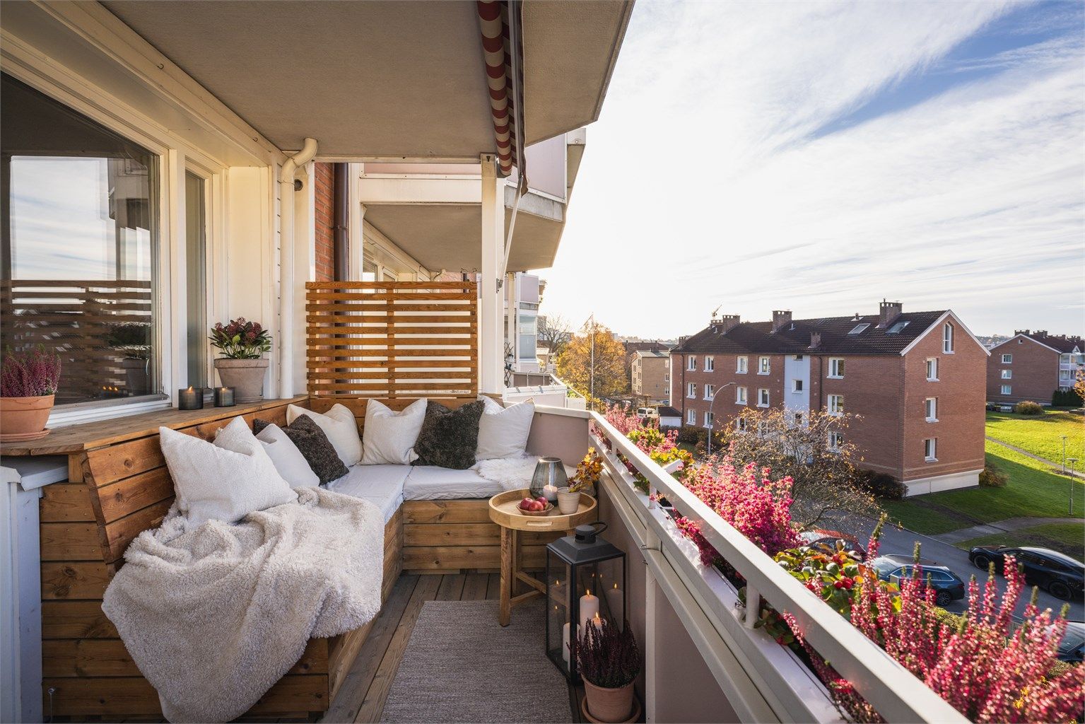 Velkommen til Lillebergveien 11, 3. etg. Presentert av Marcus Blohm! 