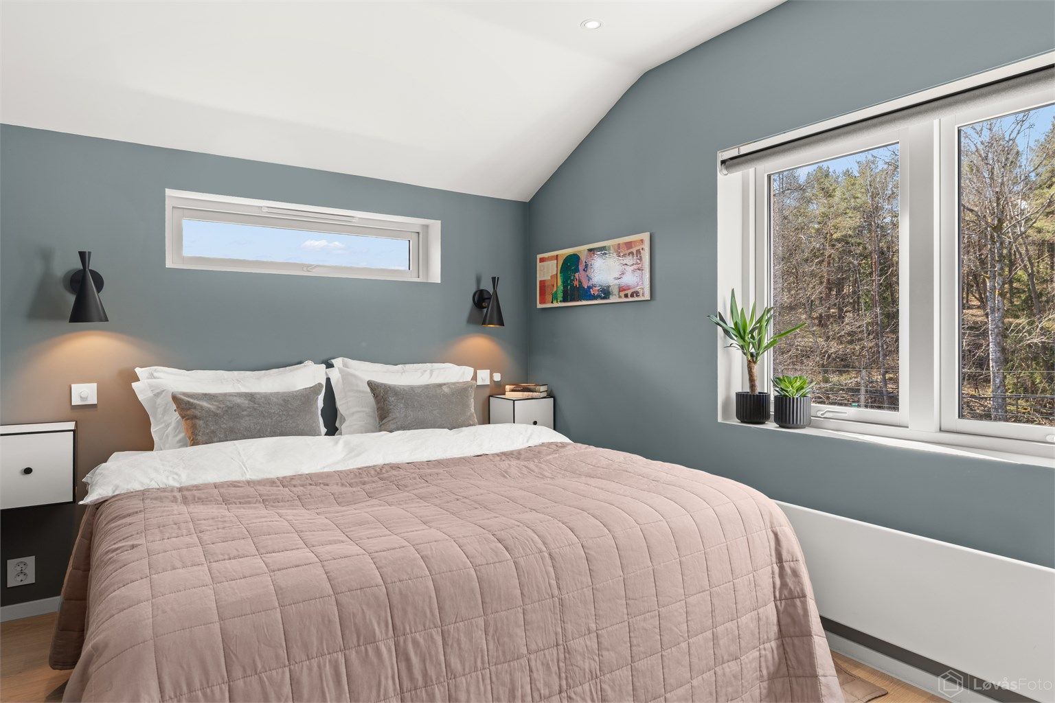 Soverom 1 med 1-stavs parkett