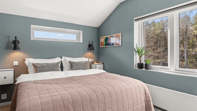 Soverom 1 med 1-stavs parkett