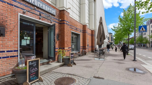 Strømmen Storsenter ligger kun kort spasertur unna