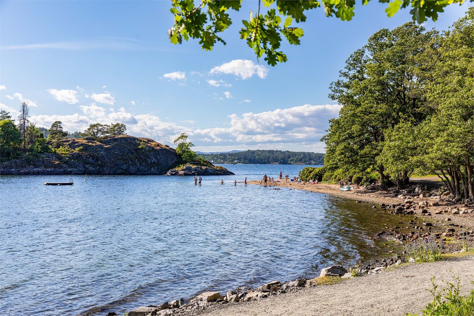 Den fine og barnevennlige Kulpestranda er en kort sykkeltur unna Dragkistelia.
