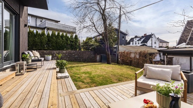 Lettstelte uteområder