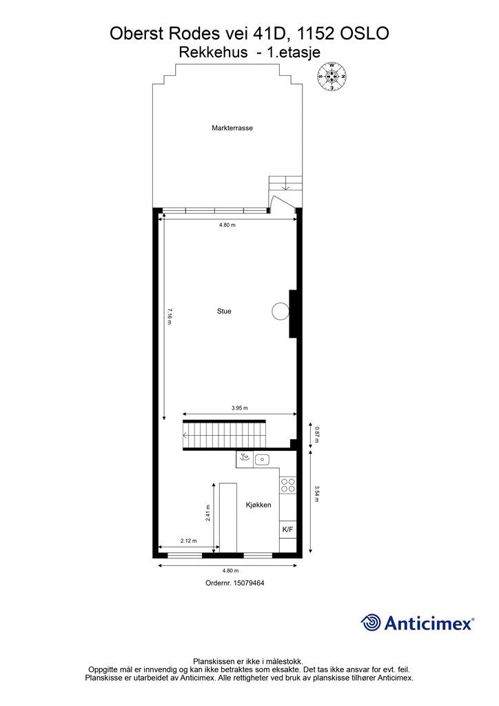Første etasje rommer stue og kjøkken, og er boligens sosiale samlingspunkt.