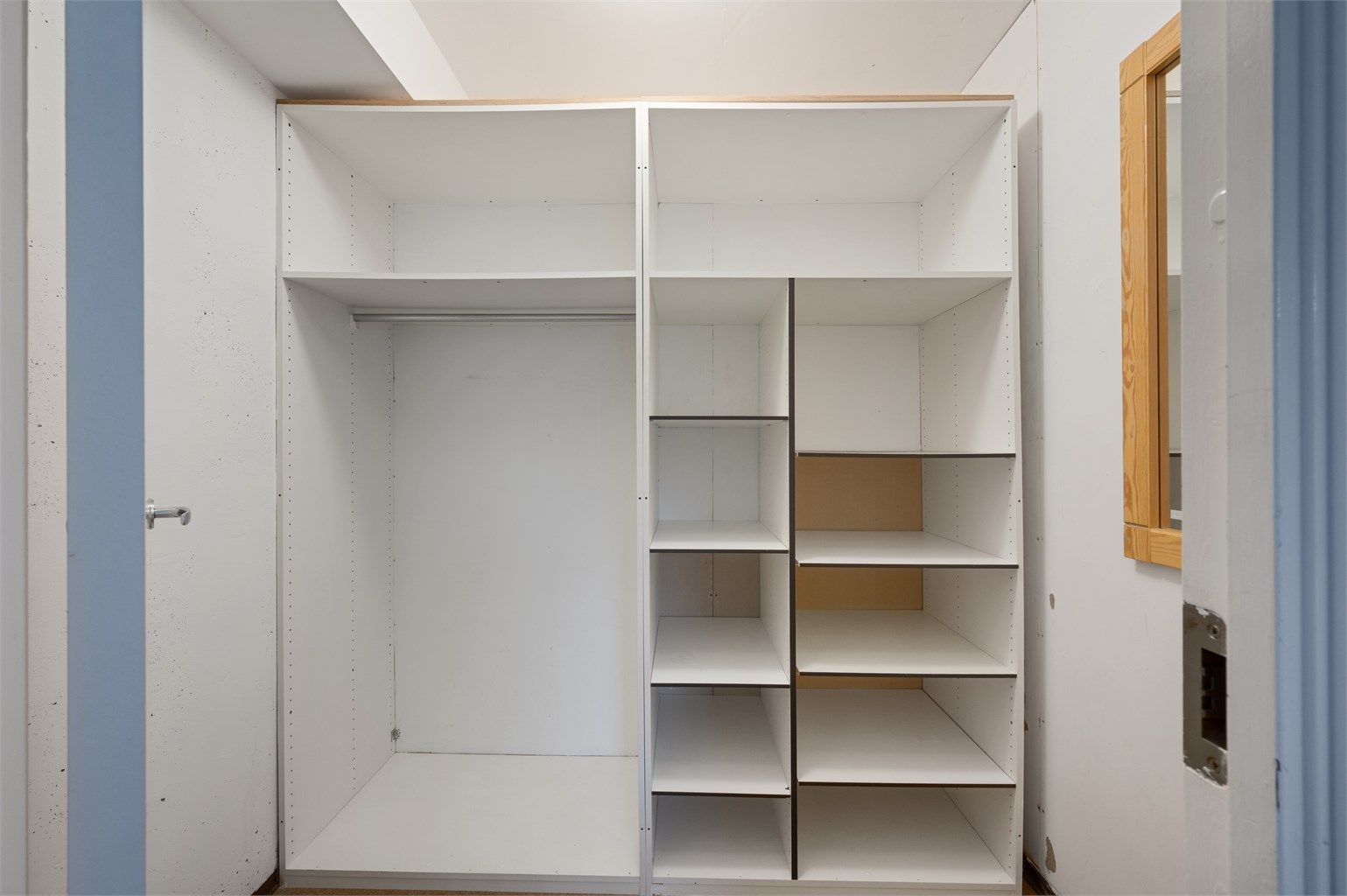 Omkledningsrom med stor potensiale.