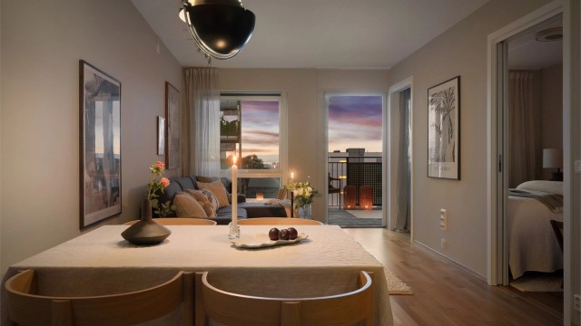 Lørenmegler Sindre Nyhus v/Krogsveen har gleden av å presentere en lekker 2-roms med solrik balkong og svært gode solforhold.