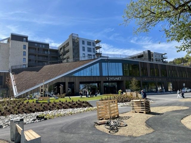 Rortunet kjøpesenter ikke langt fra boligen