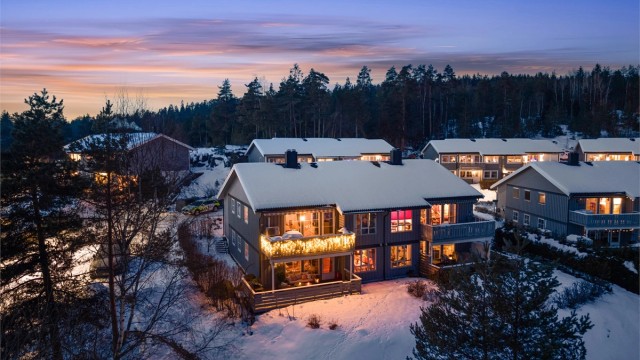 Dette er et veletablert og familievennlig boligområde med en rolig atmosfære.