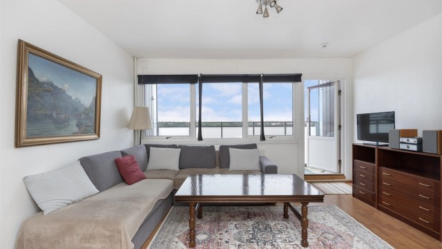 Velkommen til Stallerudveien 89 - presentert av Emir Mekic hos Krogsveen!