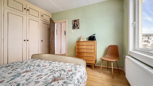 Her er radiator til vannbåren varme byttet i senere tid