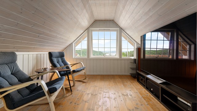 Stue i 2.etg - Byggemeldt som loft og ikke godkjent til varig opphold