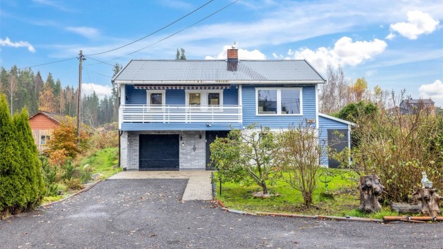 Eiendomsmegler Krogsveen v/Idriss Eliassy ønsker velkommen til Blakerveien 247