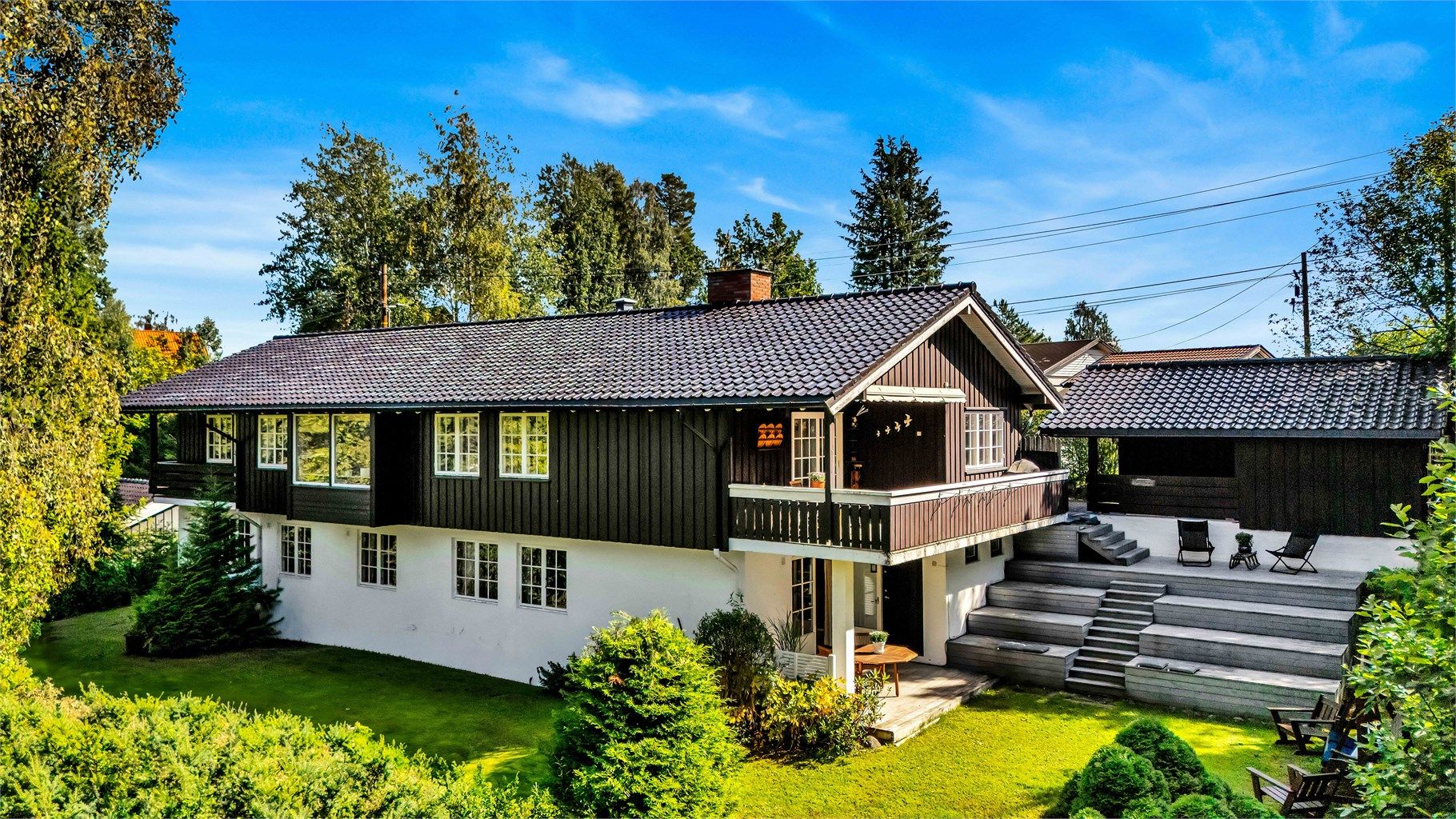 Ettertraktet og usjenert beliggende i et barnevennlig boområde.