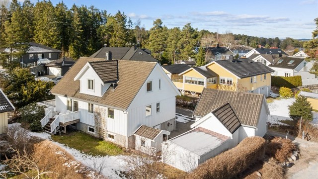 Kanelveien 10 presenteres av Atle Horvei i Krogsveen.