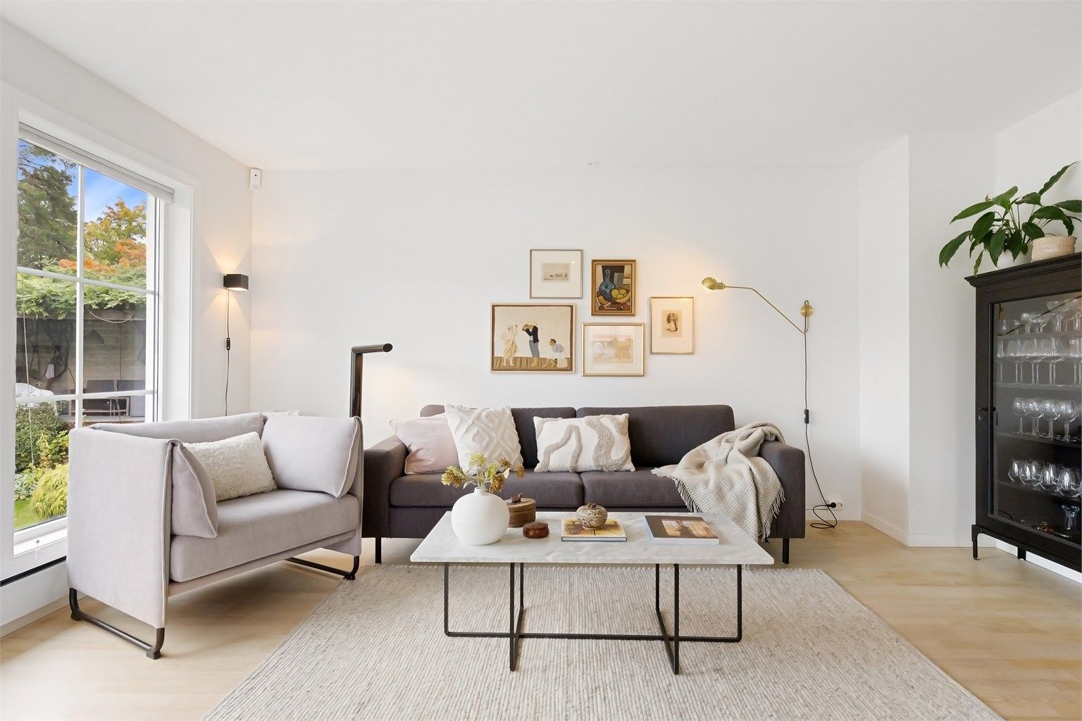 Her bor du i et rolig, veletablert og svært barnevennlig område, med vakre grøntarealer og trygge omgivelser