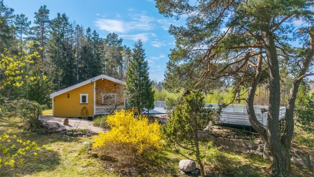 Her kan du virkelig senke skuldrene og nyte rolige dager omgitt av natur, lys og gode solforhold