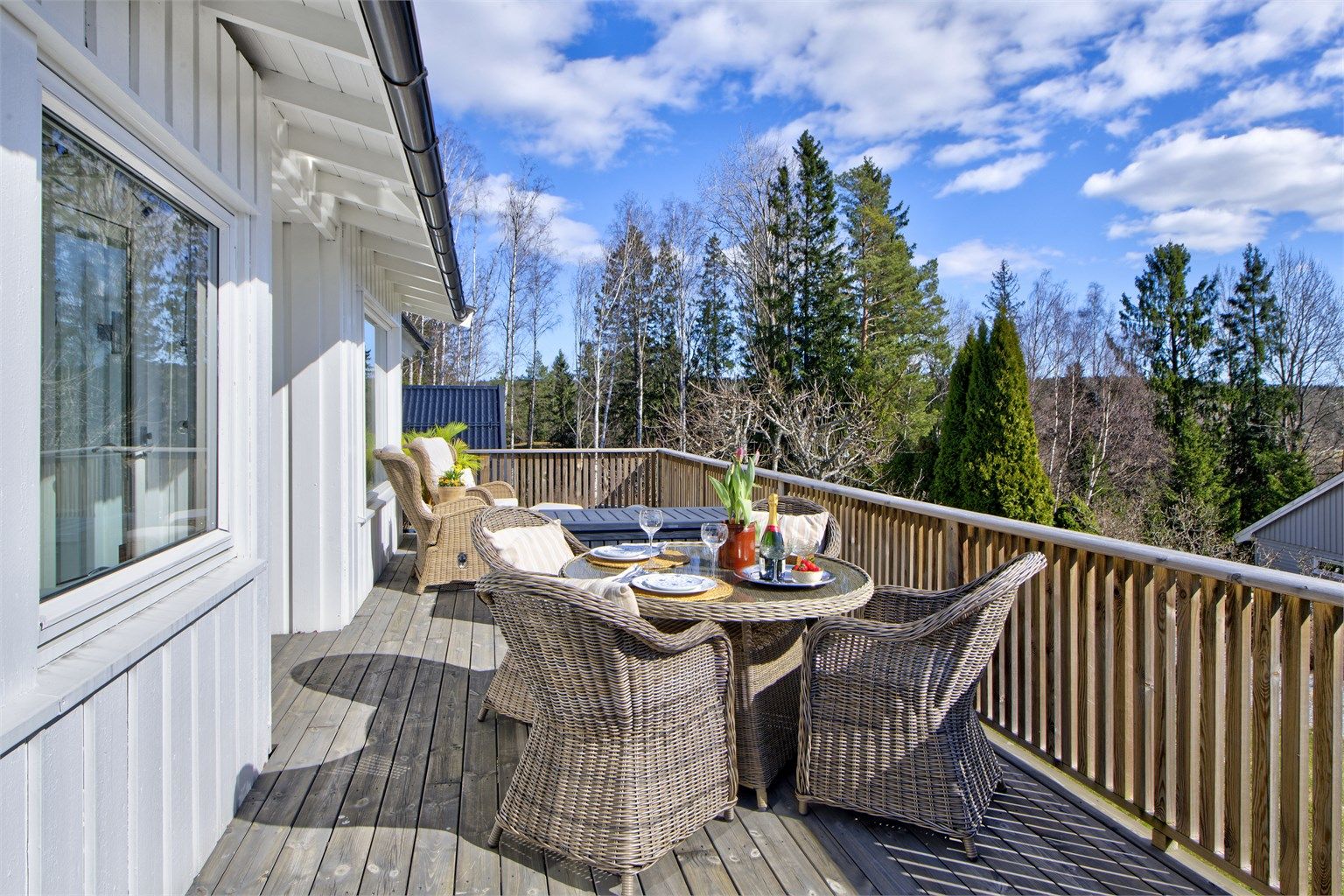 Uteplass med adkomst fra 1. etasje
