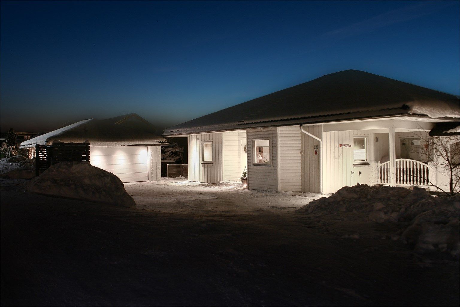 Sindre Nyhus v/ Krogsveen har gleden av å presentere denne velholdte eneboligen på Bjørkelangen! 