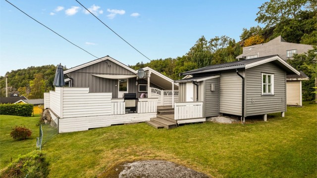 Åpent, men usjenert.