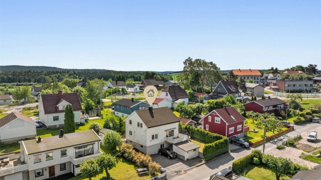 Strømsvei 6 presenteres av Amir Pedersen-Paydar i Krogsveen.