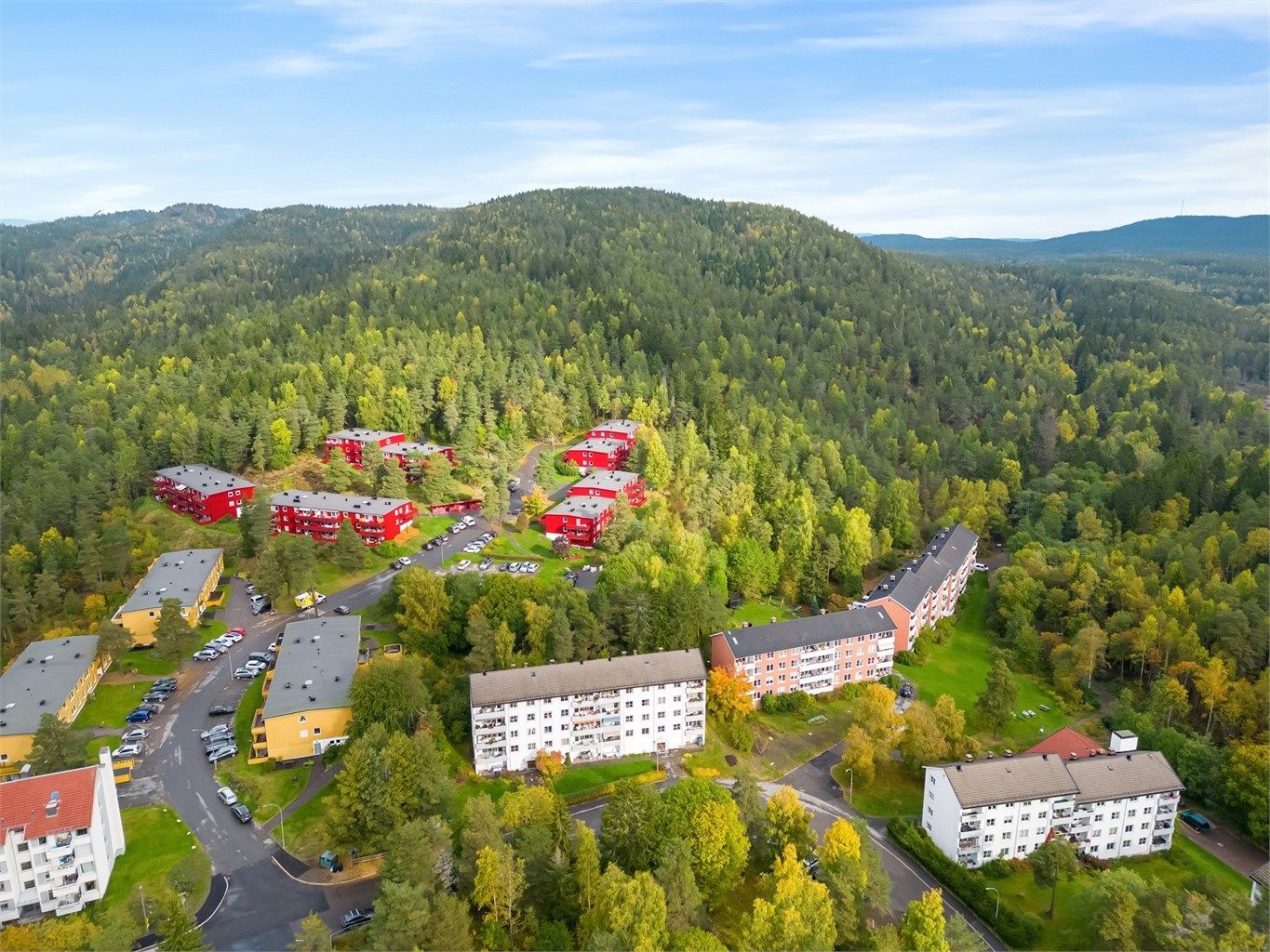 Her bor du i naturskjønne omgivelser på "toppen av Tonsenhagen"