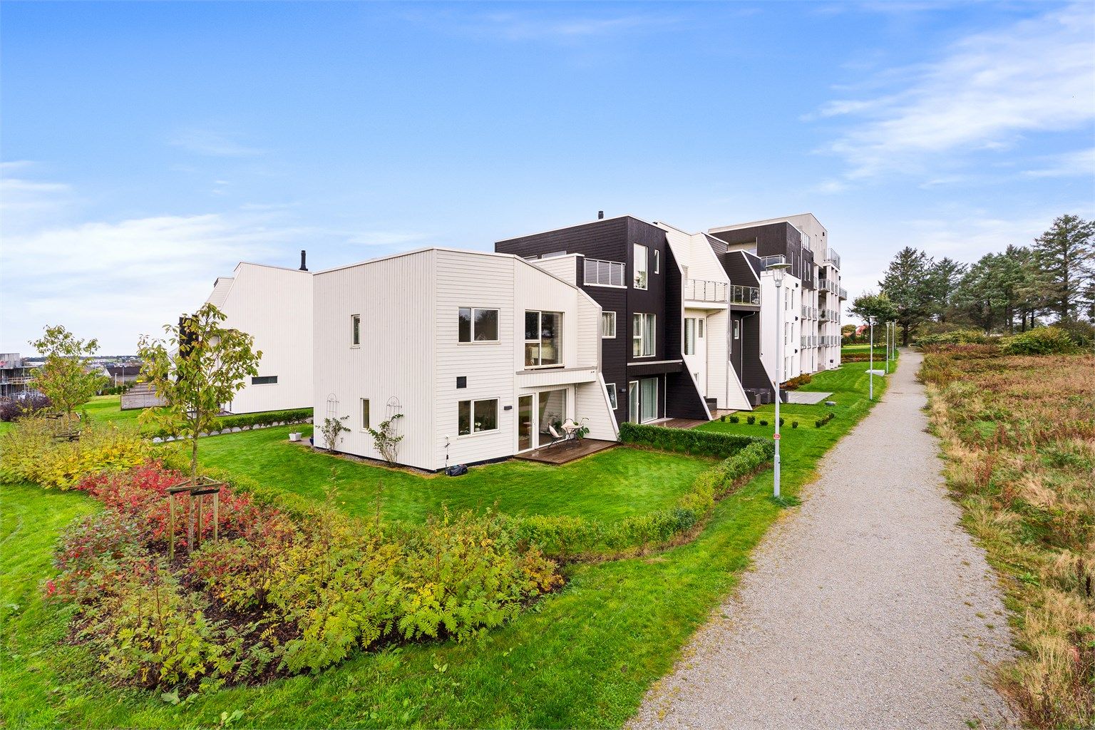 Lene Hviding v/Krogsveen har gleden av å presentere Porsatunet 78.