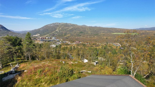 Flott utsikt mot skisenter og Vidmyr.