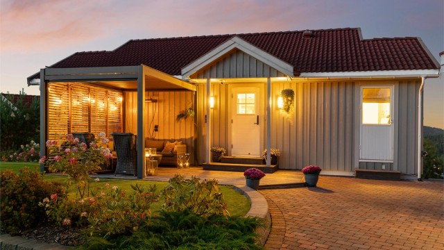 Meget koselig uteområdet med pergola