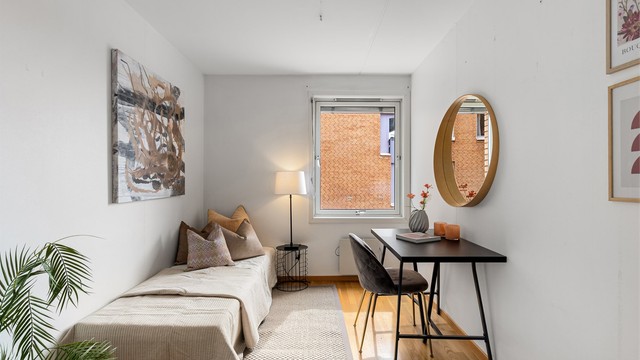 Det ande soverommet passer ypperlig som barnerom, gjesterom eller kontor