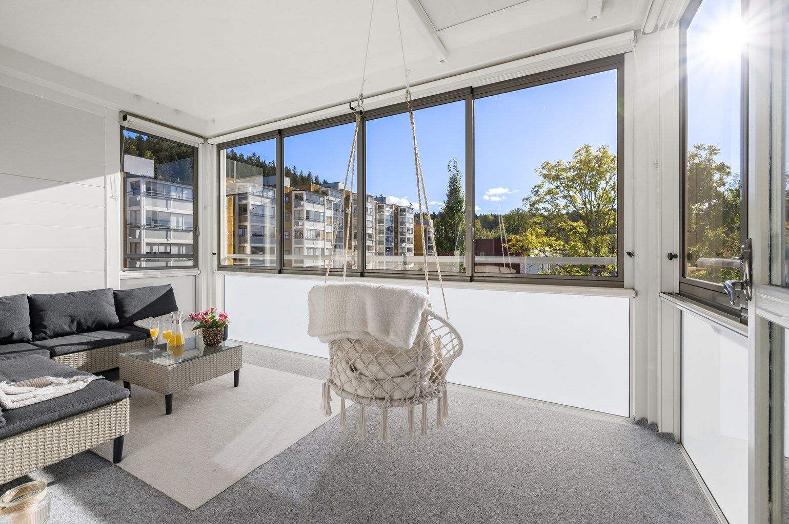 Nhut Nam Huynh har gleden av å presentere Lindebergåsen 52C!