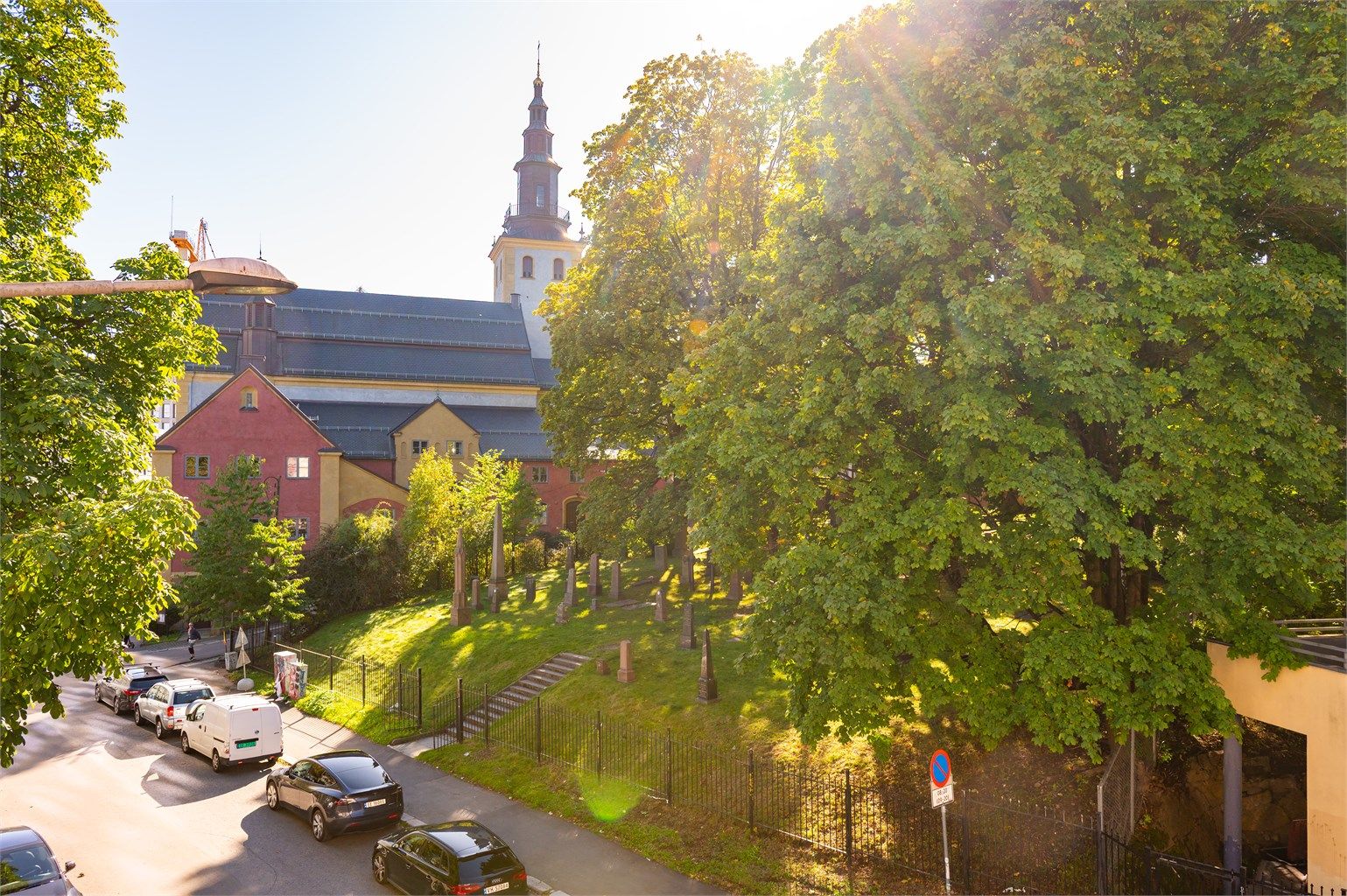 Utsyn mot grønne områder.