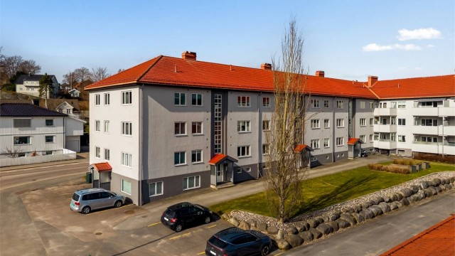 Borettslaget består av 36 boliger og tilbyr fellesfasiliteter som vaskekjeller, hobbyrom og bibliotek.