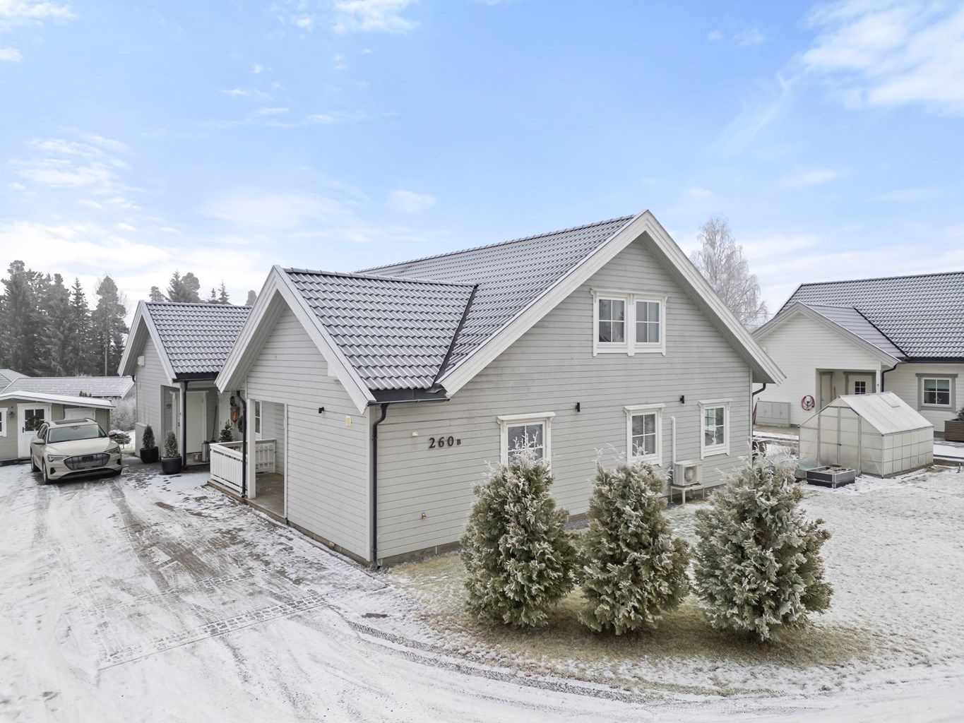 Eiendomsmegler Krogsveen v/Marcus Grundy har gleden av å presentere Togstadvegen 260B!