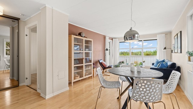 Velkommen til Tiriltunga 42!
Foto: Løvås Foto