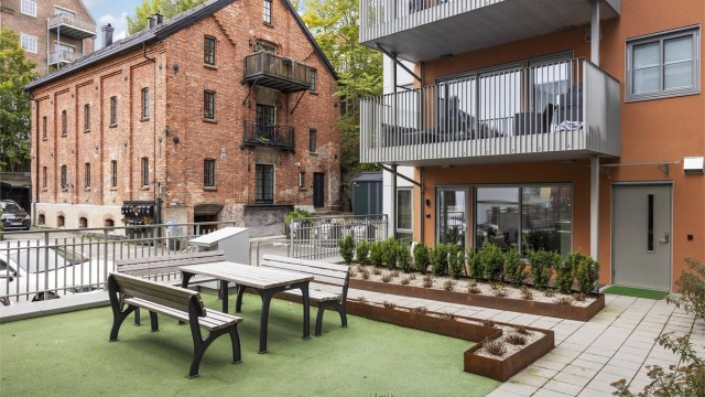 Enkel adkomst til leiligheten.