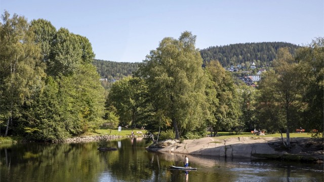 Gangavstand til populære badeplasser i Brekkedammen