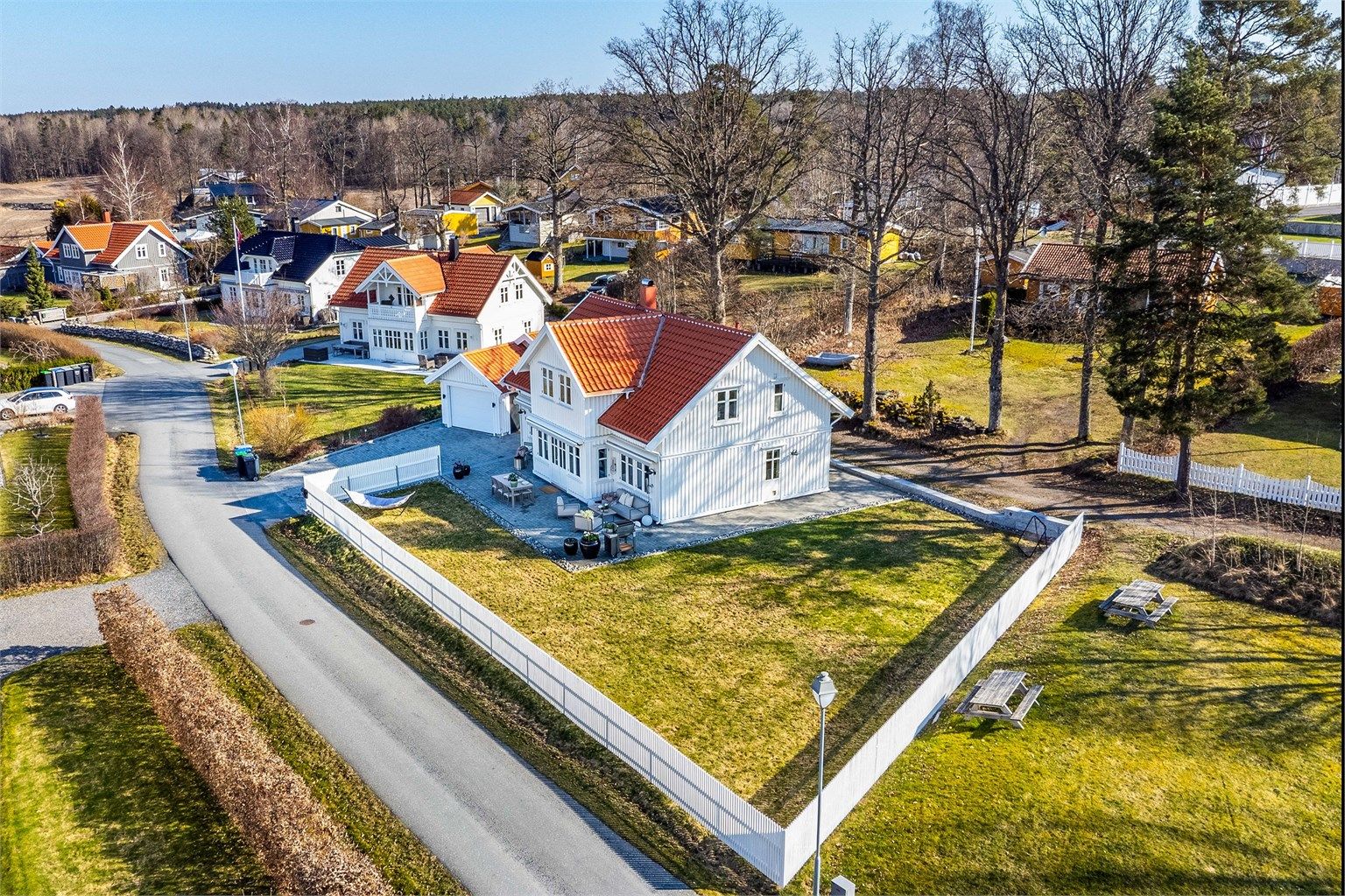 Grefsrødgrenda 1 presenteres av Krogsveen.
Fotograf; Børge Oppegård.