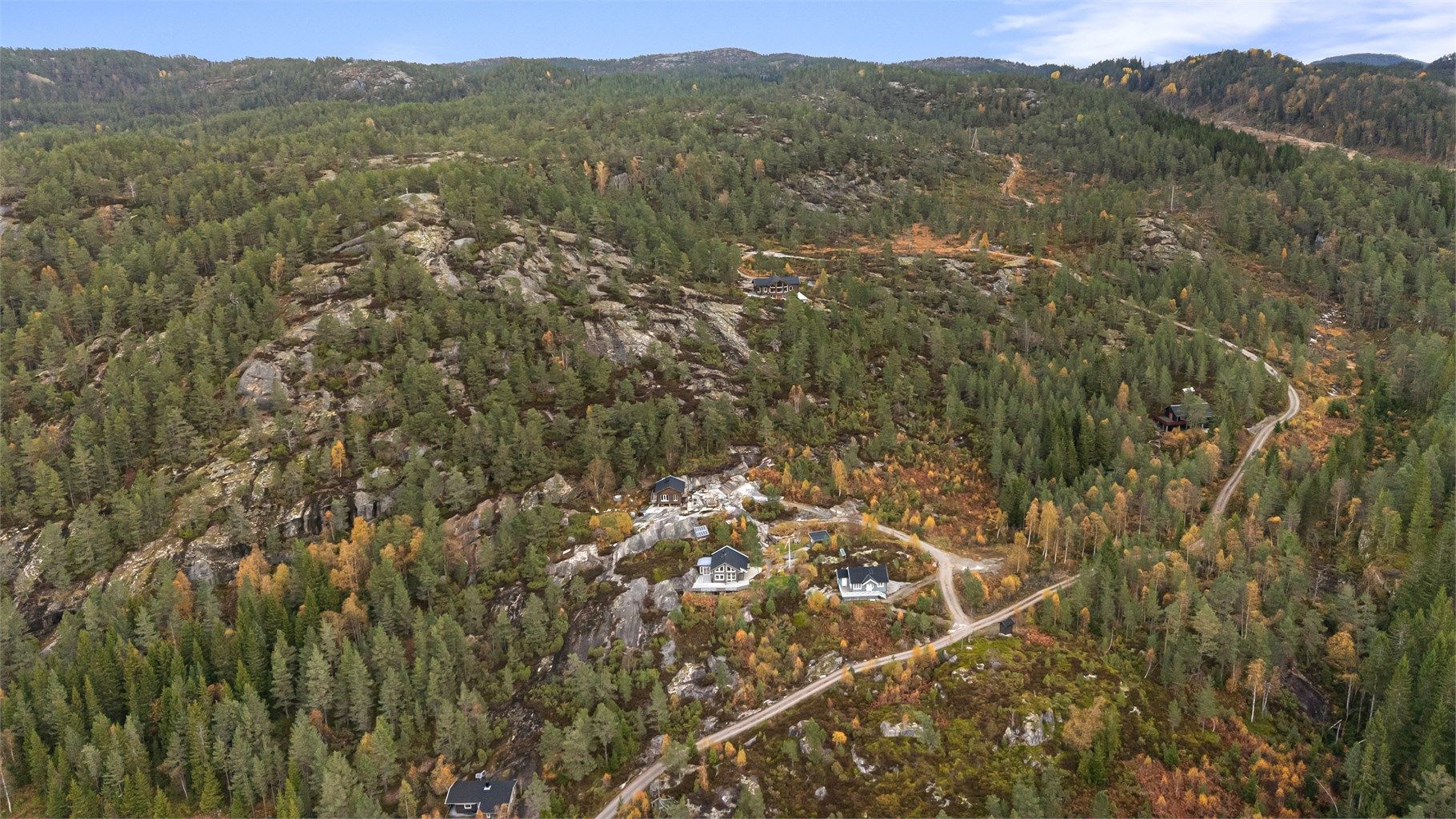 Flotte turmuligheter, jaktterreng og varierte naturopplevelser gjør dette til et attraktivt område året rundt.